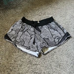 Lululemon hotty hot shorts